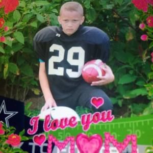 Meet your Posher, Avery